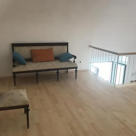 Luxury House Διαμέρισμα *